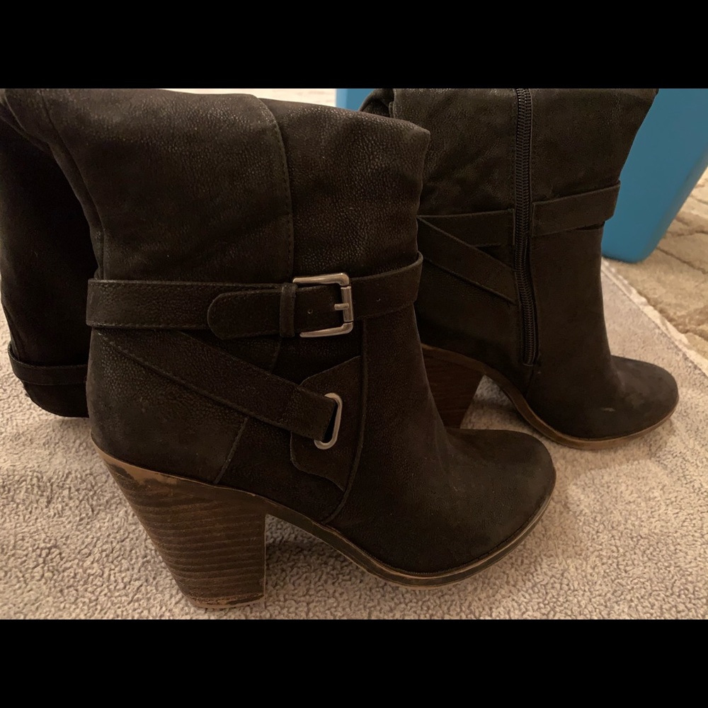 Black boots 9